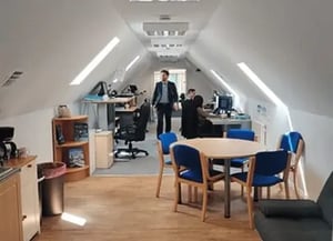 A Seamless Office Move Enabled by a Flexible Cloud Telephony System